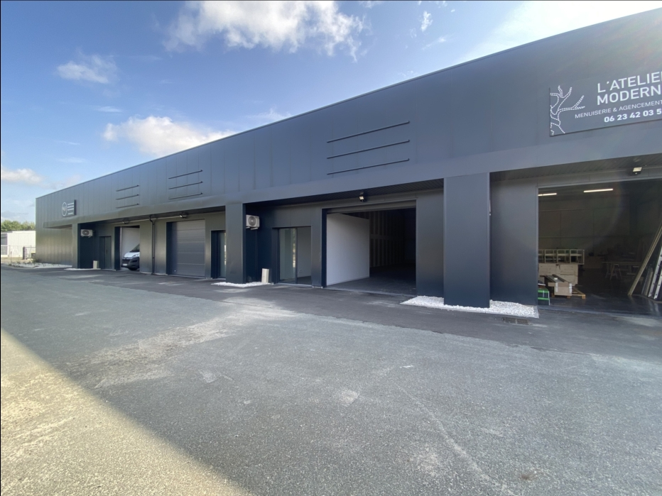 Saint Caprais 170 m² Entrepôt