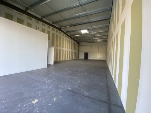 Saint Caprais 170 m² Entrepôt