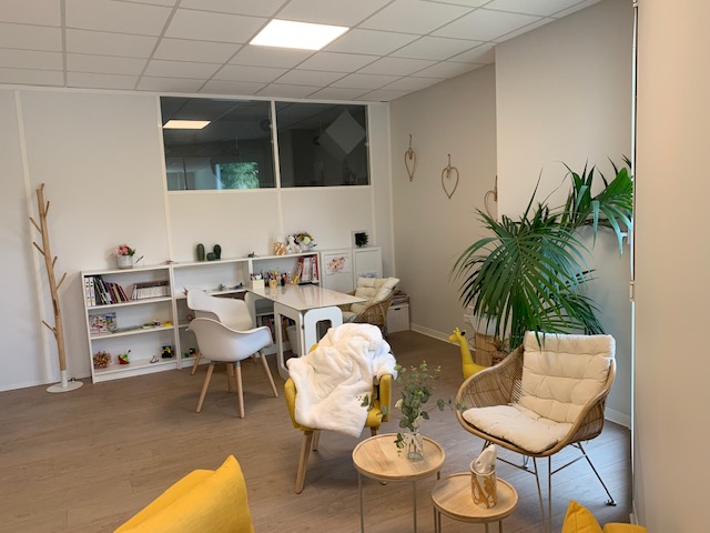 St Jean d&rsquo;Illac 166m² Entrepôt