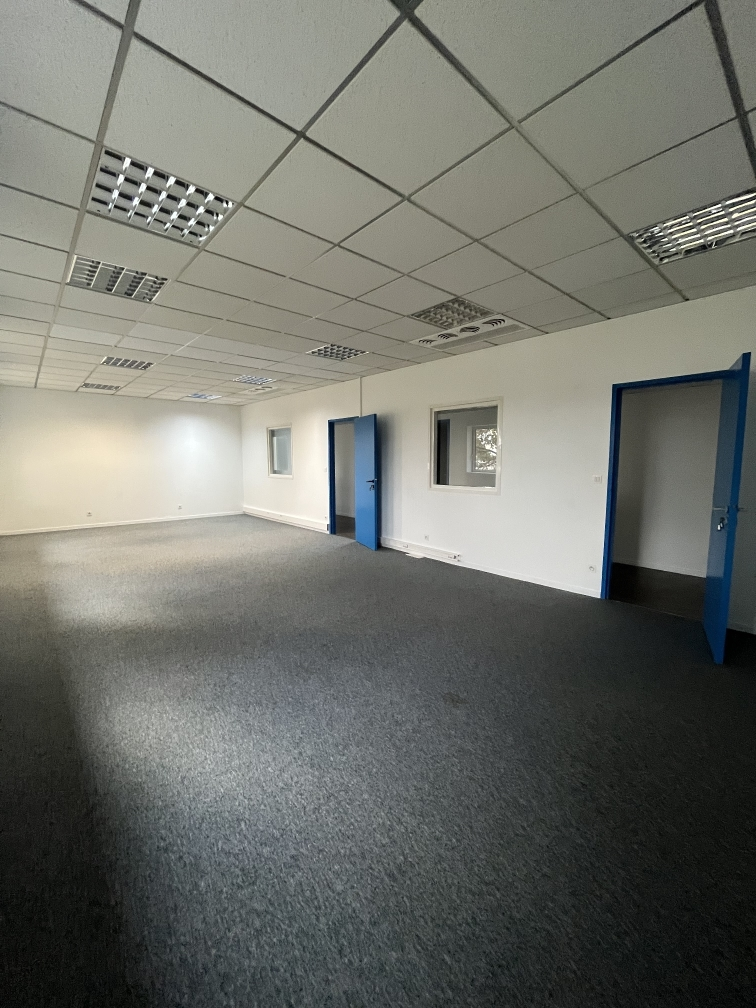 Pessac 583m² Bureaux