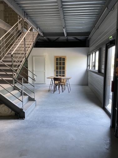 Mérignac 170m² Entrepôt