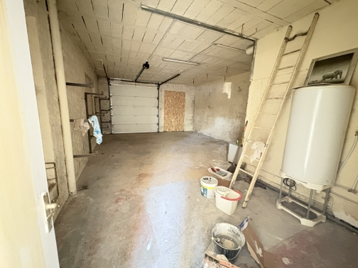 Local d&rsquo;activité 97 m² avec bureaux CENON