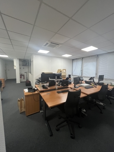 Bordeaux Lac 120 m² Bureaux