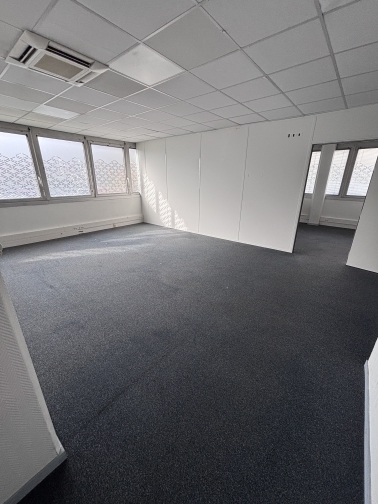Bordeaux Lac 80 m² Bureaux