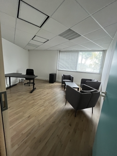 MERIGNAC 143 M² CLENT ADER