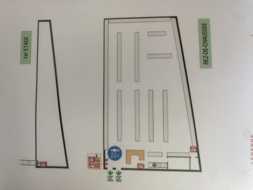 ENTREPÔT – 300 m² – YVRAC