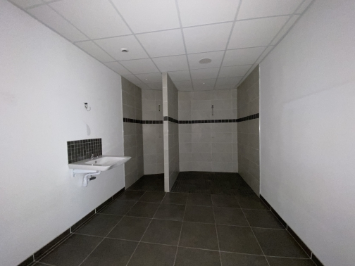 ENTREPÔT 210 M² SAINT ANDRE DE CUBZAC