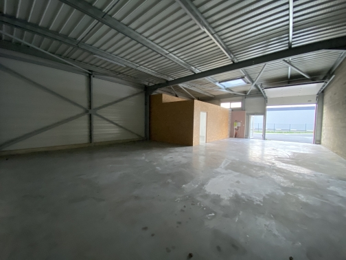 ENTREPÔT 145 m² CARBON BLANC