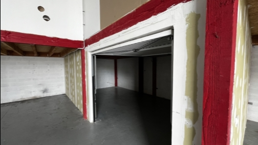 Eysines 250 m² Entrepôt