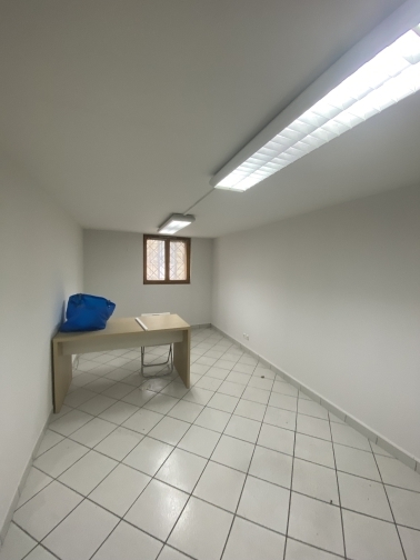 Eysines 18 m² Bureaux iclus charges privatives (ed
