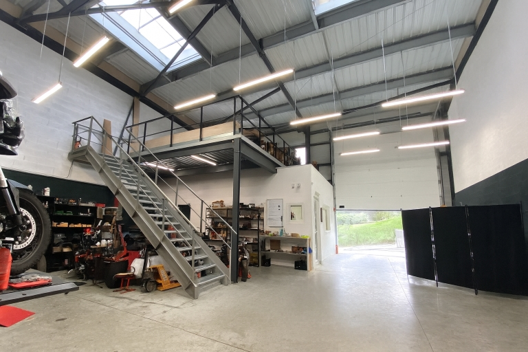 Entrepôt 222 m² Beychac et Cailleau