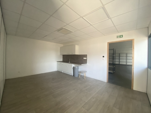 LOCAL D&rsquo;ACTIVITE 260 M² – VILLENAVE