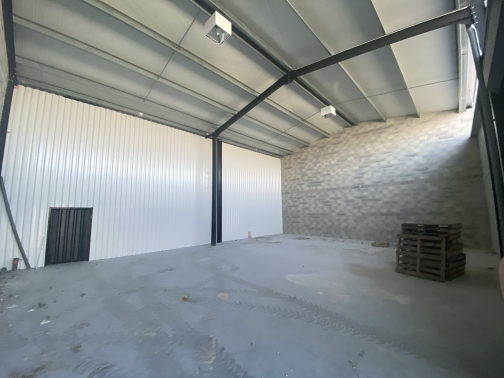 Locaux 200 m² à 600 m² Cestas