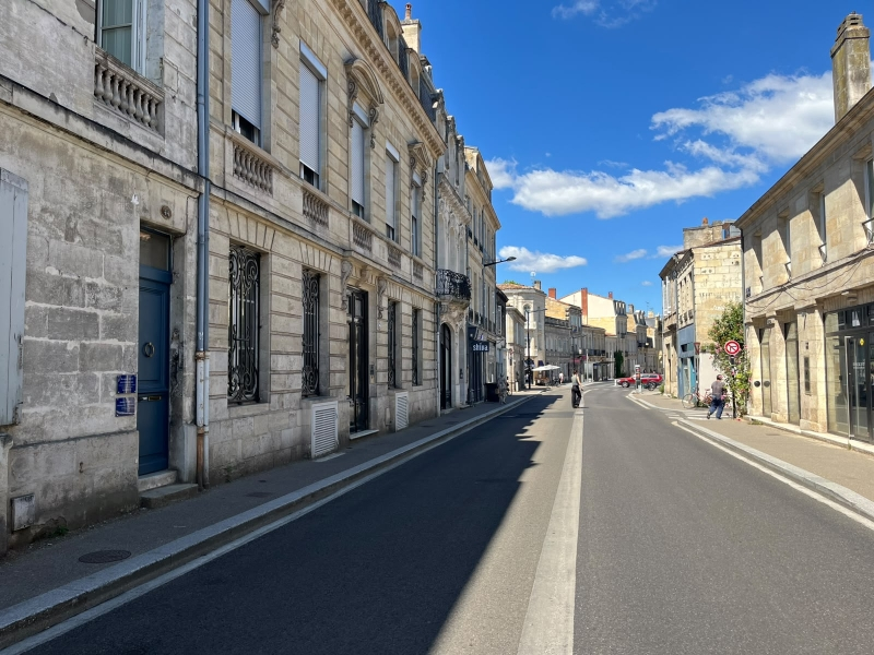 LOCAL COMMERCIAL – SAINT SEURIN