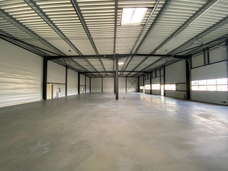 ENTREPÔT 145-1075 M² LOCATION/VENTE BLANQUEFORT