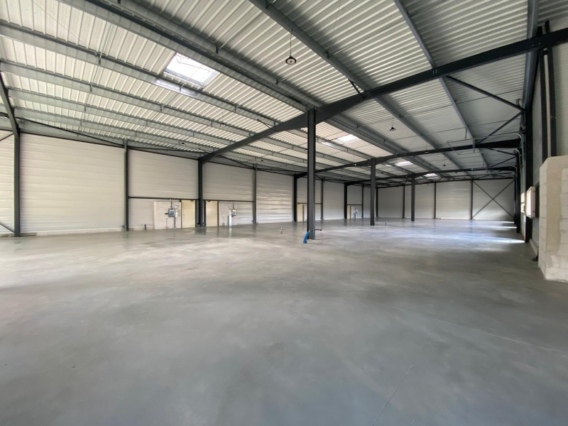 ENTREPÔT 145-1075 M² LOCATION/VENTE BLANQUEFORT