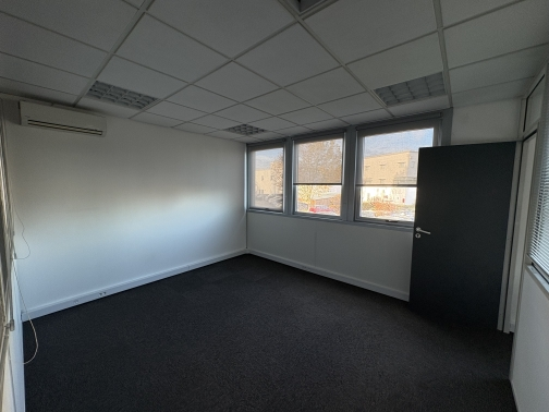 Bureau 103 m² Gradignan Techno Club