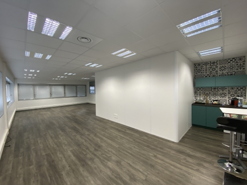 * Mérignac 100m² Bureaux (aem soft) *