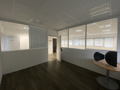 * Mérignac 100m² Bureaux (aem soft) *